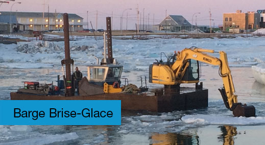 Barge brise-glace de Construction CEG en action